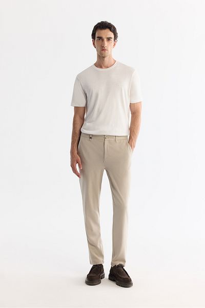 Avva Men's Beige Slim Fit Classic Waist Soft Button Chino Trousers B003035