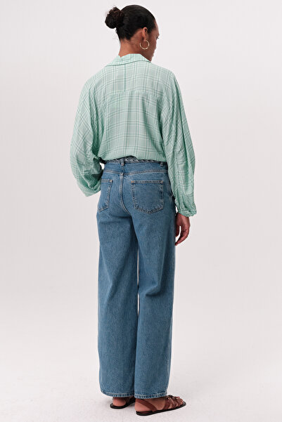 Exquise Τζιν με λεπτομέρεια ζώνης και φαρδιά πόδια