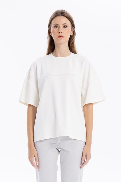 GMG FIRENZE Γυναικείο μπλουζάκι Crew Neck oversized Emboss με τύπωμα