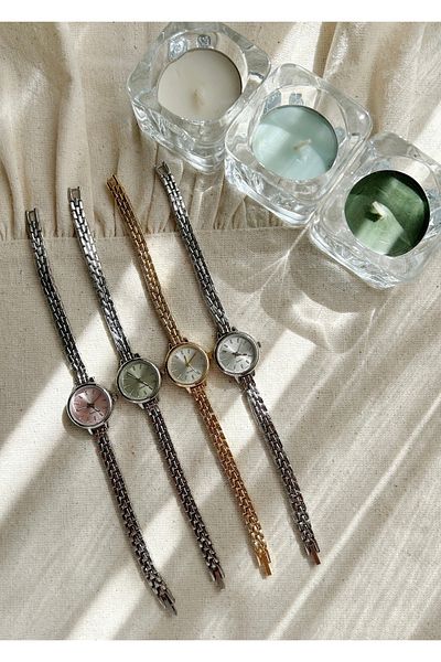 QUARTZ Minimal Metal Band Women's Wristwatch Silver Color
