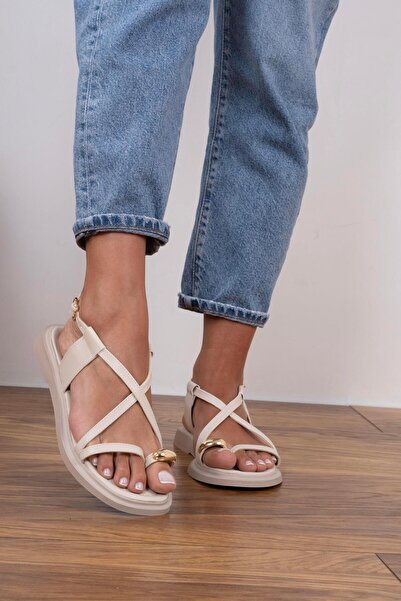 sovrana Gold Buckle Detailed Flip Flops Sandals Beige