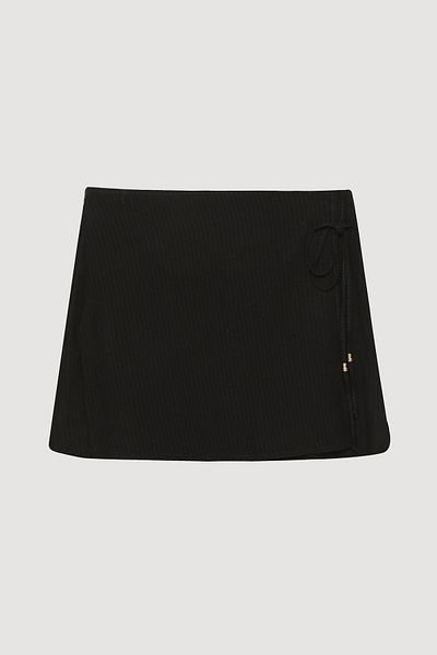 Quzu Textured Lace Detailed Shorts Skirt Black