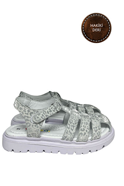 WORLD KİDS صندل بناتي من الجلد الطبيعي باللون الفضي ونعل مرن للصيف لتقويم العظام