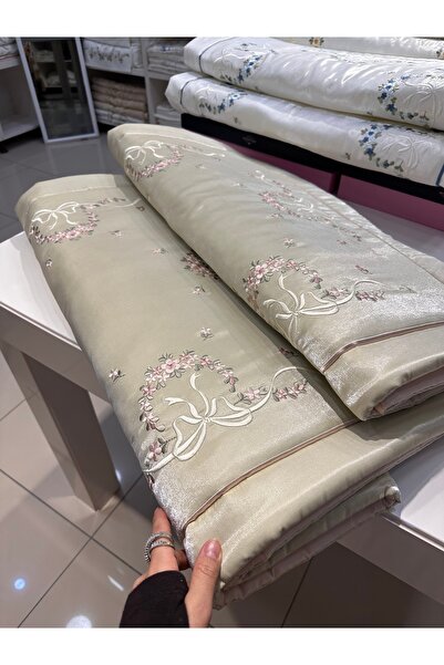 incisecrethome Молитвен килим 1 брой Бродиран молитвен килим от копринен сатен