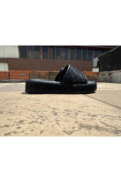 MEET Black Glass Stone Slippers Light Sole New Season M035000021