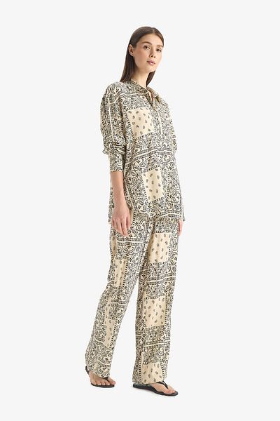 DeFacto Regular Fit Paisley Patterned Viscose Beach Pants-Fall in Love C3159Ax25Sp