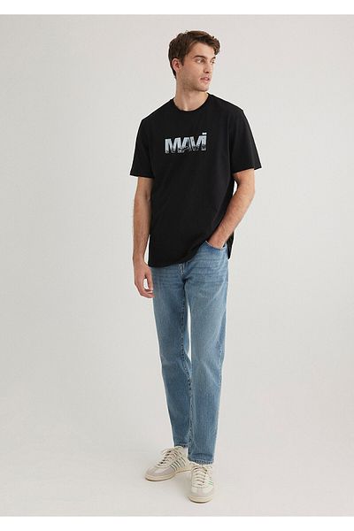 Mavi Μαύρο μπλουζάκι με λογότυπο κανονική εφαρμογή / Κανονική εφαρμογή 0610948 -900