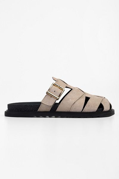 Shoeberry Γυναικείες παντόφλες Vion Beige Suede με λεπτομέρεια με αγκράφα