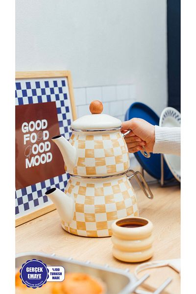 EMAYlab Enameled Teapot with Checkerboard Pattern in Beige (Suitable for All Stove)