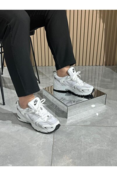 DERİ KABUSU NOVÝ SEZONNÍ TREND SPORTOVNÍ BOTY 2027