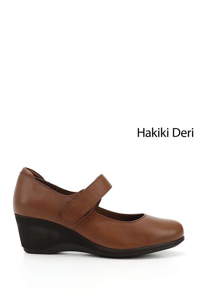 GÖNDERİ(R) Women's Tan Antique Wedge Sole Genuine Leather Shoes