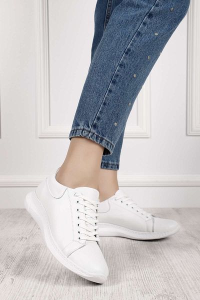 GÖNDERİ(R) Γυναικείο sneaker από γνήσιο δέρμα σε λευκή σόλα με κορδόνια