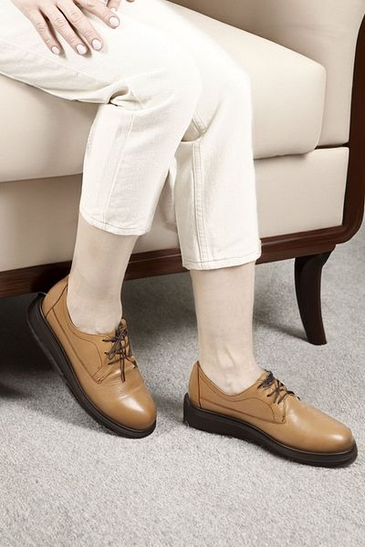 GÖNDERİ(R) Women's Light Tan Lace-Up Padded Sole Genuine Leather Shoes