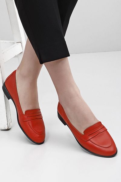 GÖNDERİ(R) Women/Girls Red Antique Genuine Leather Ballerinas