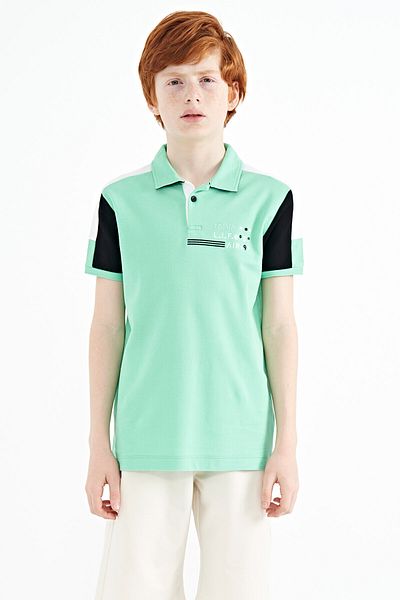 TOMMY LIFE Water Green Color Blocked Shoulder Garni Detailed Standard Fit Boy's T-shirt - 11155