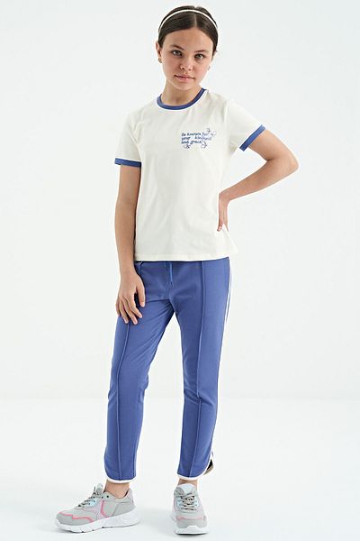 TOMMY LIFE Εκρού Minimal Text Printed O Neck Comfortable Form κοντομάνικο μπλουζάκι για κορίτσια - 75110