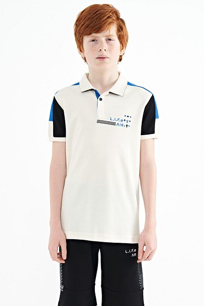 TOMMY LIFE Ecru Color Blocked Shoulder Garni Detailed Standard Mold Boy's T-shirt - 11155