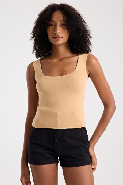 İLKCET MODA Γυναικείο πλεκτό αμάνικο Crop με τετράγωνο λαιμό