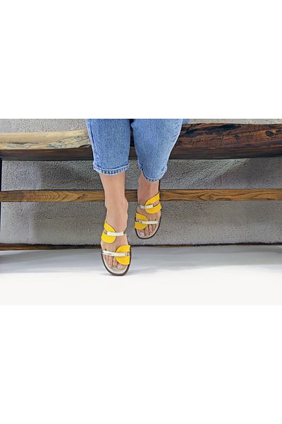 Odie Collection Women's Stylish Metallic Band Detailed Casual Slippers