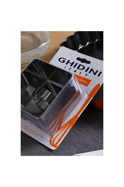 Ghidini Daily decorative dish, stainless steel, square, with strainer, 8x5.5 cm