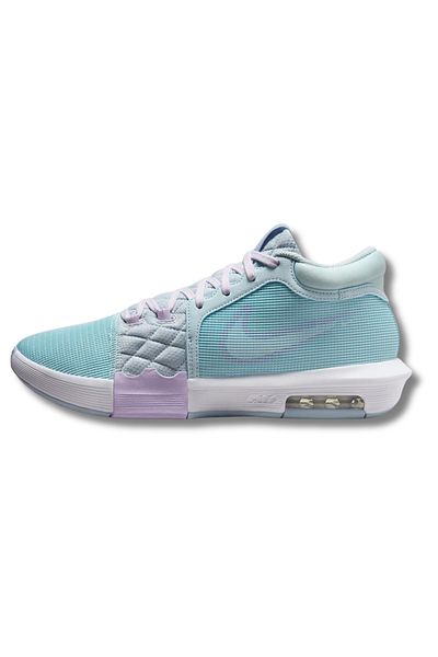 Nike LEBRON WITNESS VIII