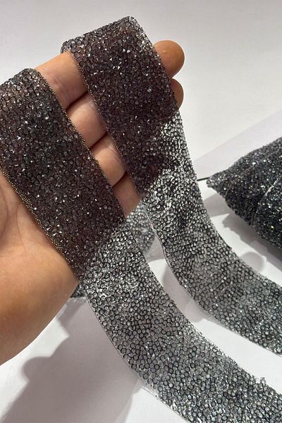 Limelia Anthracite Gray Iron-On Stripe Stone Beads 4 cm