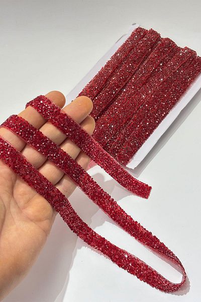 Limelia Claret Red Iron-On Stripe Stone Beads1.5 cm