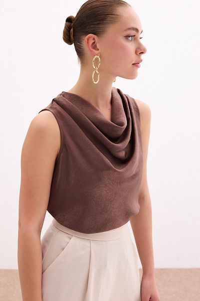Sateen Degaje Collar Satin Blouse - Brown