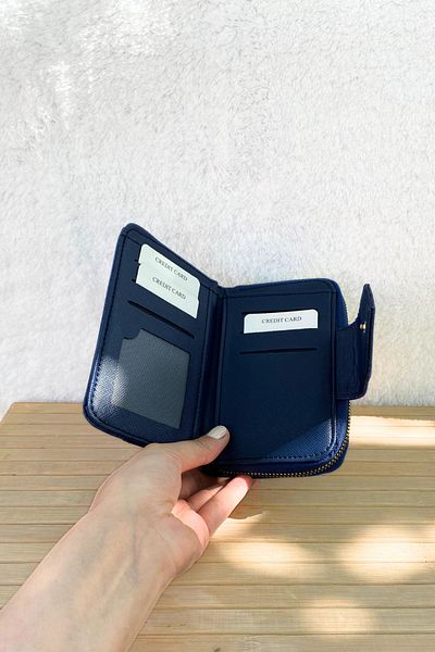 Mazel Design Women's Zippered Card Holder Compartment Wallet Accessory