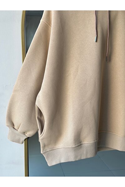 MİHRA STORE Banu Yandan oversized Φούτερ με κουκούλα και τρεις κορδόνες με οβάλ τσέπες-ZN1644 Stone