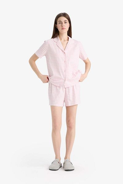 DeFacto Regular Fit Pajama Set Short Sleeve Pajama Top with Stretchy Waist Shorts Sleepwear Bottoms-Fall in Love E4337Ax25