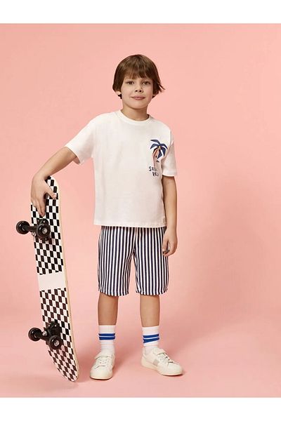 LC Waikiki Lcw Kids Ecru Crew Neck Printed Boys T-Shirts and Shorts 2-Piece