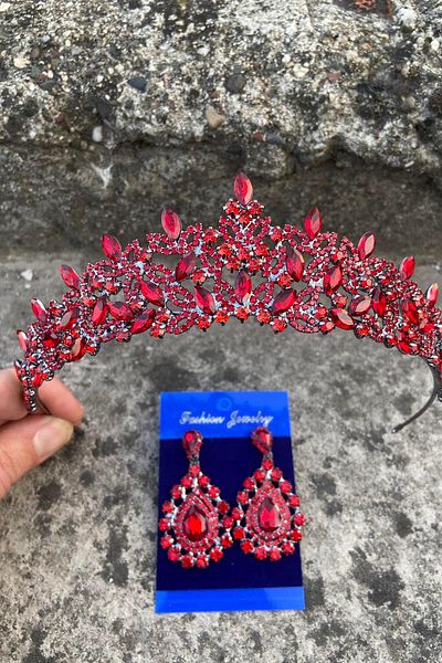 Hobigram Clara Red Bridal Henna Crown Special Occasion Accessory Women's Crown and Drop Shuttle Earrings Set