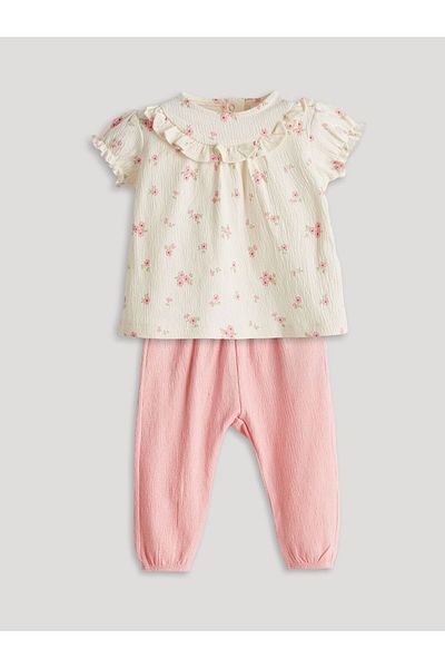LC Waikiki Lcw Baby Ruffled Floral Baby Girl Blouse and Pants 2-Piece