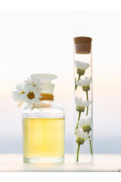 Doğal Tercih 100% Pure and Natural Chamomile Water Hair and Skin Tonic / Hydrosol 100 ml (Chamomile Water)