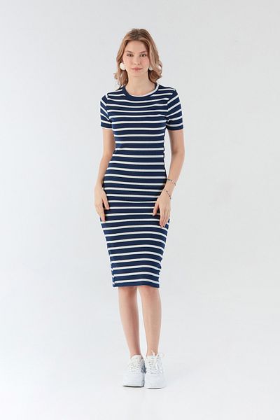 Fulla Moda Βασικό ριγέ φόρεμα με ραβδώσεις