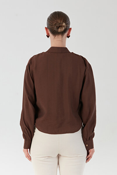 Fulla Moda Basic Body Detailed Necklace Shirt