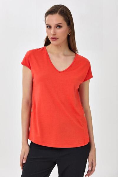 İKİLER V Yaka Yanı Kuşgözü Detaylı Bluz 025-1039