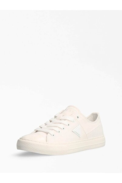 Guess حذاء رياضي نسائي من Pranze