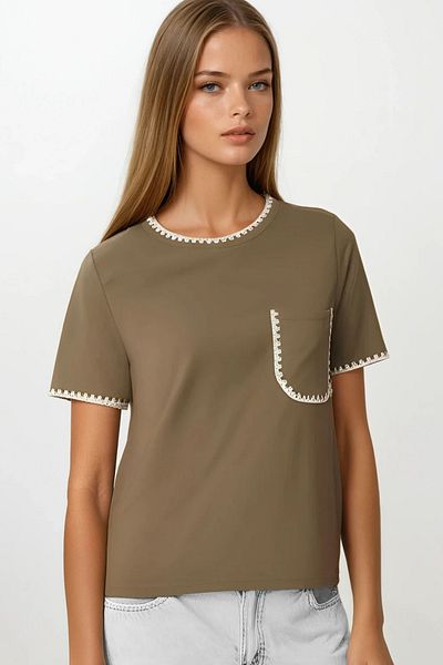 VAGGON Women's Khaki Embroidery Embroidered Single Pocket T-Shirt Vs00164