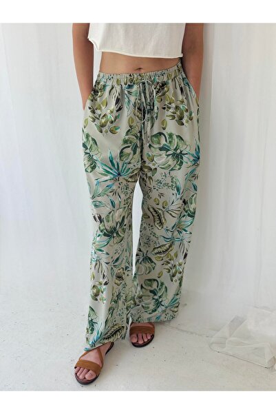 Retrobird Design Loose Cut Trousers Women Water Green