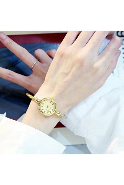 Choice ساعة YIKAZE نسائية صغيرة من روما باللون الذهبي والأبيض بسوار ذهبي من ا...