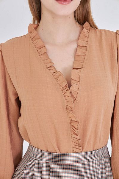 armonika Women's Camel Collar and Front Ruffle Detail Long Sleeve Blouse with Elastic Sleeves Arm-25K001030