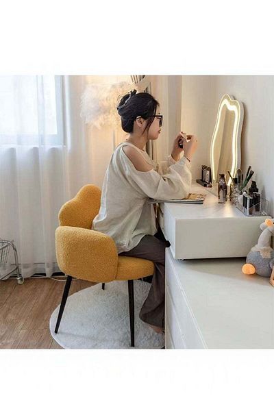 Taimi Boucle Fabric Chair with Arms, Comfortable Backrest and Metal Legs, Makeup Chair - Brown