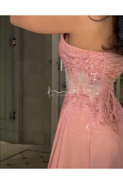 ALANOOD FASHION Elegant pink dress with a high waist