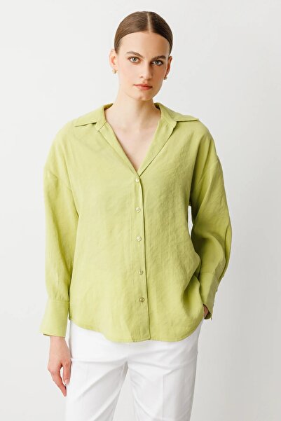 ON قميص بياقة بولو وأزرار أخضر فستقي 54356