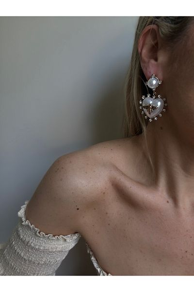 Rossetto Atelier Imported Pearl Bee Earrings