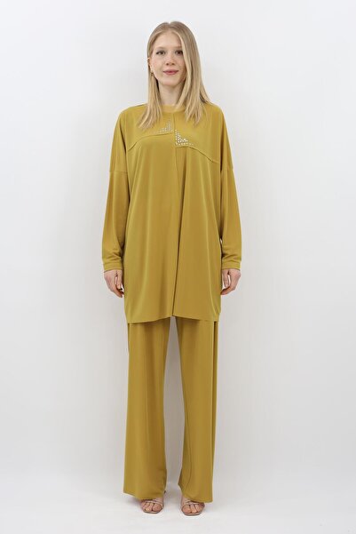MÜSEMMA Büyük Beden Dikiş Detaylı Taşlı Yüsra Takım - Sarı