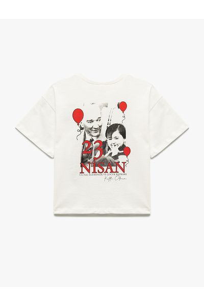 Koton Ataturk Printed April 23 Themed Short Sleeve Cotton T-Shirt