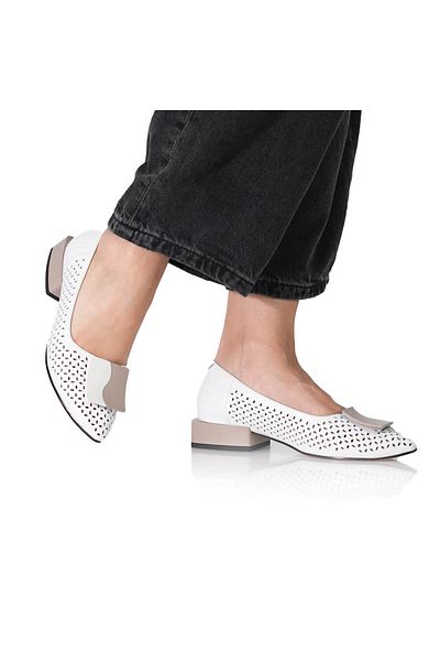 FIORE FINO Perforated shoes Fiore Fino 2502242 WHITE
